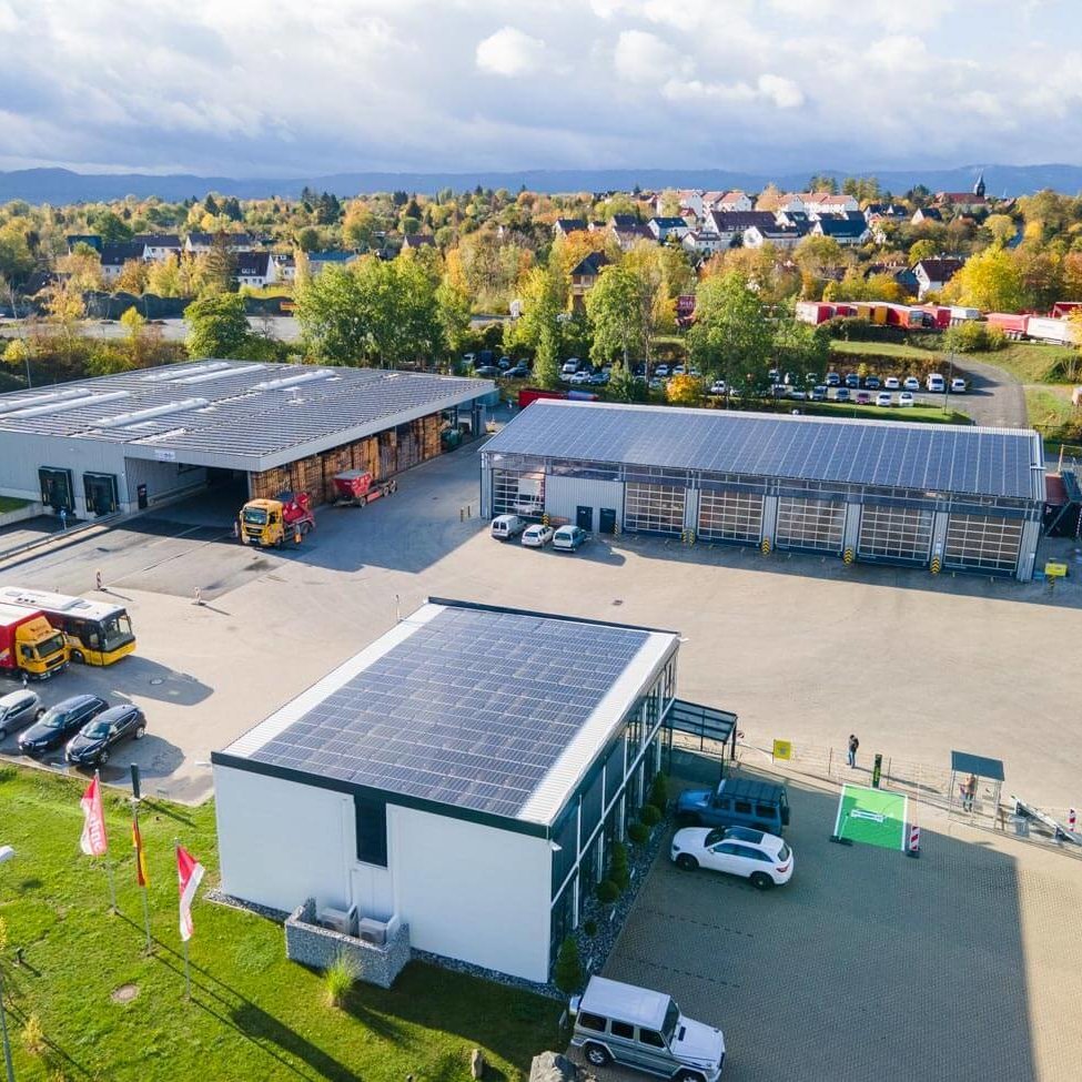 Solaranlage auf einem Firmengebäude